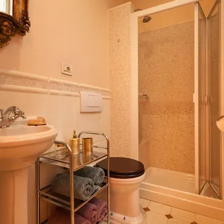 Filip's Palace Luxurious *