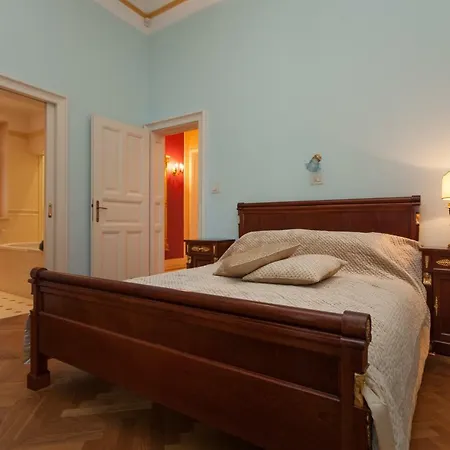 Filip's Palace Luxurious Ljubljana