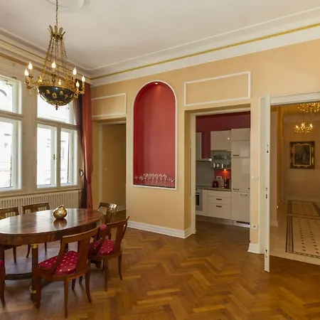 Filip's Palace Luxurious * Ljubljana