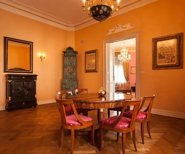 Daire Filip's Palace Luxurious