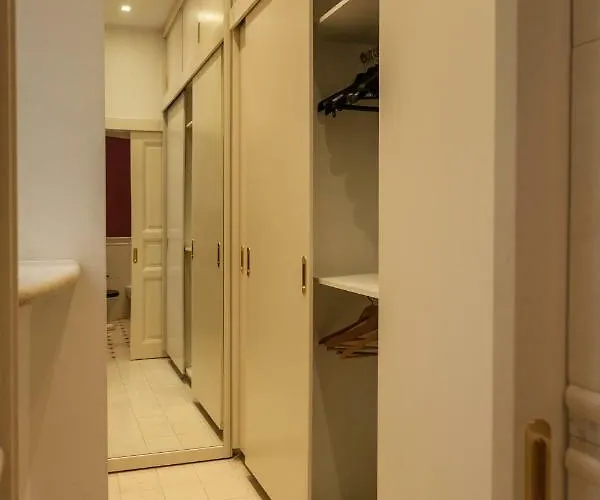 Filip's Palace Luxurious