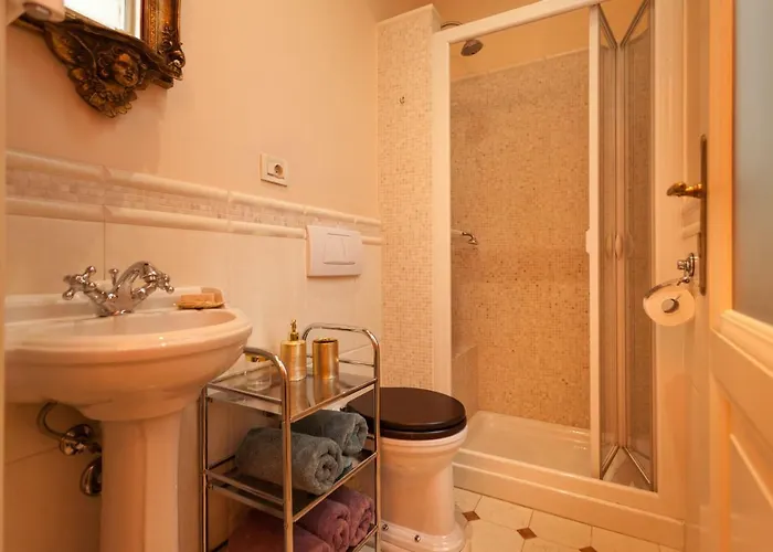 Filip's Palace Luxurious *